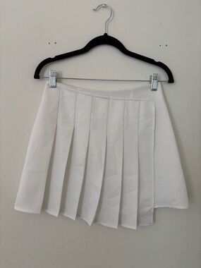 Forever 21 White Pleated Mini Skirt Size Small Tennis Preppy A-Line